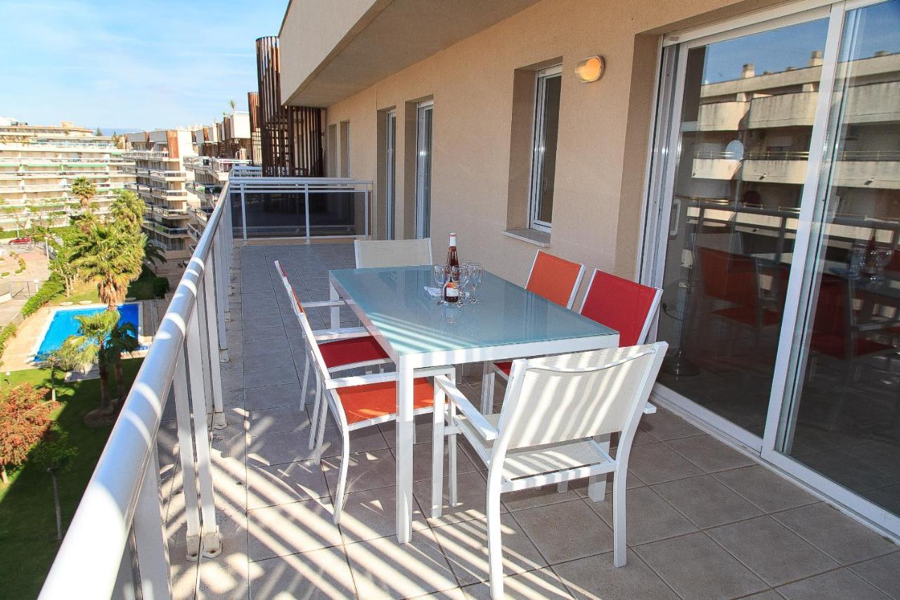 Uhc Ventura Park Apartments Salou Room photo