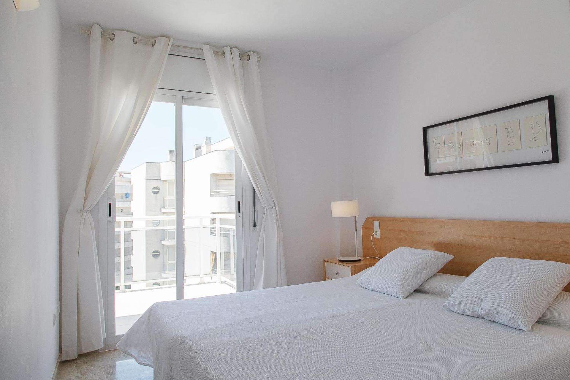 Uhc Ventura Park Apartments Salou Room photo
